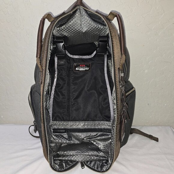TUMI Alpha Bravo Travis Backpack Limited Edition Rare Model 22383ATH2 - Picture 11 of 16
